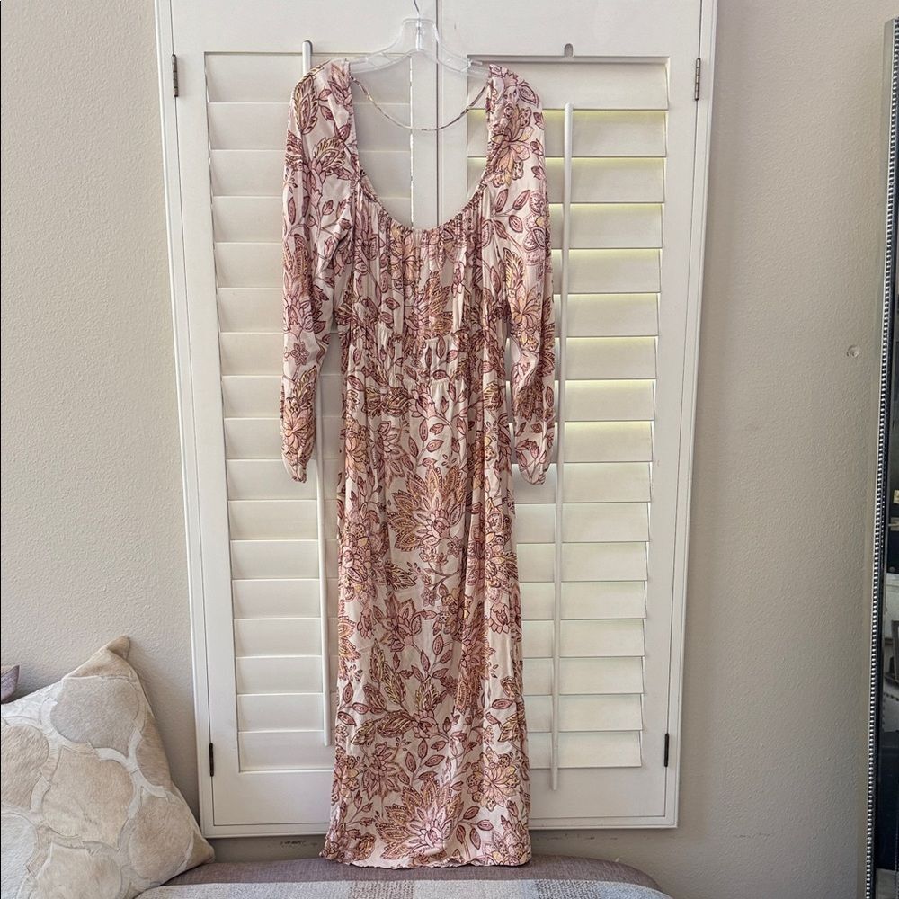 Floral Long Sleeve Dress in Pink and Cream By Fourteenth Place - Picture 4 of 4